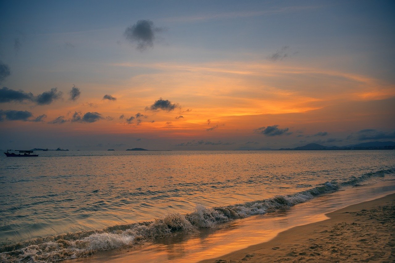 Enjoy the Sun and Sand at Suryalanka
